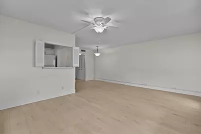 142 Kent I, West Palm Beach, FL 33417 - Photo 8