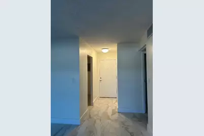 550 Bayshore Drive #102, Fort Lauderdale, FL 33304 - Photo 2