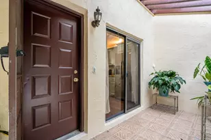 3727 Carambola Cir N, Coconut Creek, FL 33066 - Photo 24
