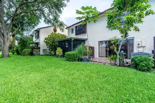 3727 Carambola Cir N, Coconut Creek, FL 33066 - Photo 42