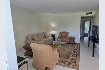 2031 Exeter, Boca Raton, FL 33434 - Photo 6