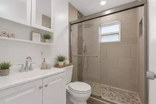 6621 Perry St, Hollywood, FL 33024 - Photo 14