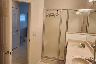 8913 Sandshot Ct, Port Saint Lucie, FL 34986 - Photo 16