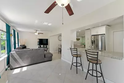 4184 NW 52nd Avenue, Lauderdale Lakes, FL 33319 - Photo 4