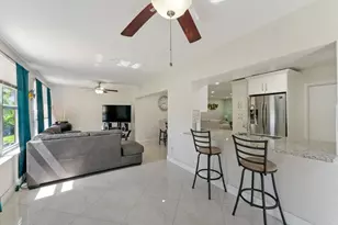 4184 NW 52nd Ave, Lauderdale Lakes, FL 33319 - Photo 6