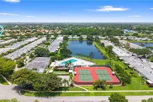 9305 Flynn Cir, Boca Raton, FL 33496 - Photo 4