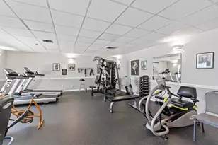 9305 Flynn Cir, Boca Raton, FL 33496 - Photo 16