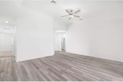 7725 95th Avenue, Vero Beach, FL 32967 - Photo 12