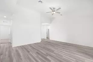 7725 95th Ave, Vero Beach, FL 32967 - Photo 12