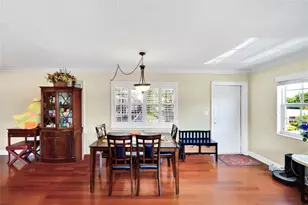2701 Middle River Dr, Fort Lauderdale, FL 33306 - Photo 4