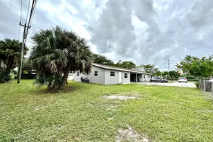 10134 Plant Dr, Palm Beach Gardens, FL 33410 - Photo 8