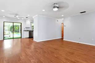 2374 SE Marseille St, Port Saint Lucie, FL 34952 - Photo 4