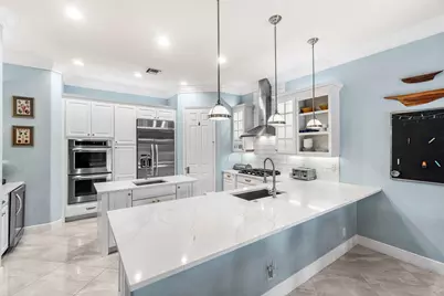 10697 Willow Oak Court, Wellington, FL 33414 - Photo 8