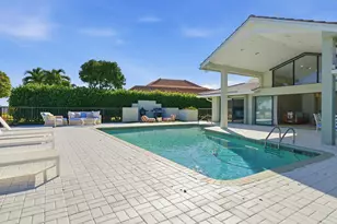 2308 Embassy Dr, West Palm Beach, FL 33401 - Photo 26