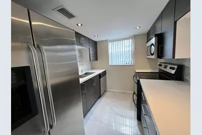 1900 N Congress Avenue #403, West Palm Beach, FL 33401 - Photo 6