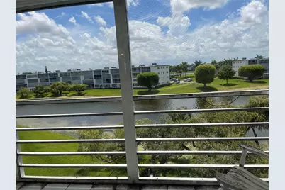 4030 Hythe B #4030, Boca Raton, FL 33434 - Photo 12