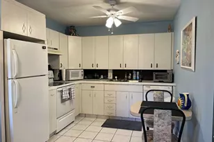 4030 Hythe B, Boca Raton, FL 33434 - Photo 16