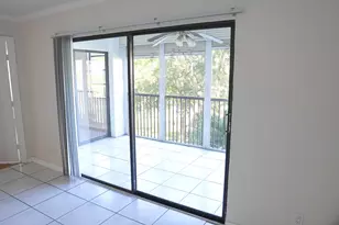 2112 S Cypress Bend Dr, Pompano Beach, FL 33069 - Photo 10