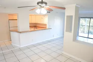 2112 S Cypress Bend Dr, Pompano Beach, FL 33069 - Photo 2