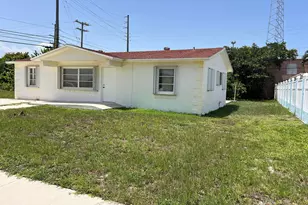 816 24th Ave N, Lake Worth Beach, FL 33460 - Photo 2