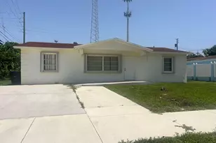 816 24th Ave N, Lake Worth Beach, FL 33460 - Photo 1