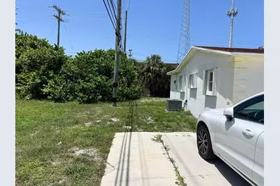816 24th Avenue N, Lake Worth Beach, FL 33460 - Photo 6
