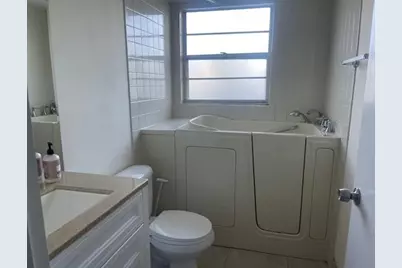589 Fanshaw O #589, Boca Raton, FL 33434 - Photo 6