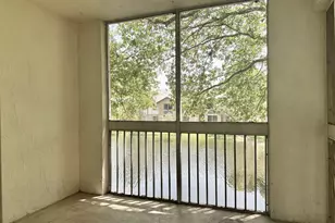 9877 Westview Dr, Coral Springs, FL 33076 - Photo 14