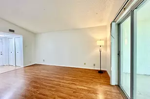 9877 Westview Dr, Coral Springs, FL 33076 - Photo 8