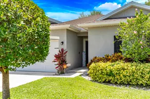 5344 Oakland Lake Cir, Fort Pierce, FL 34951 - Photo 6