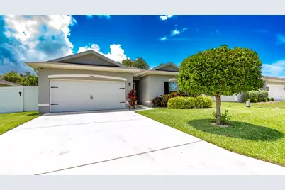 5344 Oakland Lake Circle, Fort Pierce, FL 34951 - Photo 2