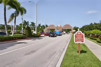 50 Suffolk B #50, Boca Raton, FL 33434 - Photo 6