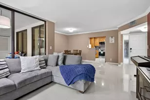 4483 Carambola Cir S, Coconut Creek, FL 33066 - Photo 4
