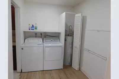 2251 NW 29th Terrace, Fort Lauderdale, FL 33311 - Photo 12