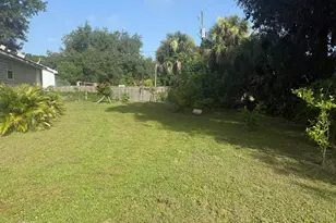 2671 NW 5th St, Okeechobee, FL 34972 - Photo 4