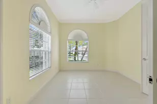 8894 SE Retreat Dr, Hobe Sound, FL 33455 - Photo 4