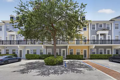 425 Greenwich Circle #204, Jupiter, FL 33458 - Photo 2