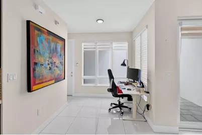 6461 NW 103rd Passage, Doral, FL 33178 - Photo 14
