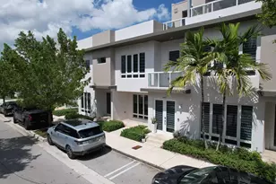 6461 NW 103rd Passage, Doral, FL 33178 - Photo 4