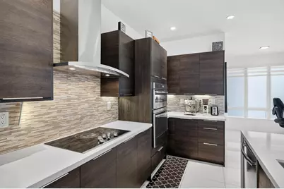 6461 NW 103rd Passage, Doral, FL 33178 - Photo 18