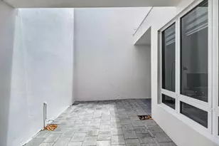 6461 NW 103rd Passage, Doral, FL 33178 - Photo 24