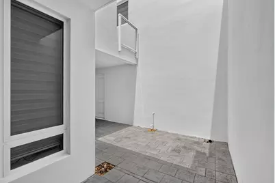 6461 NW 103rd Passage, Doral, FL 33178 - Photo 28