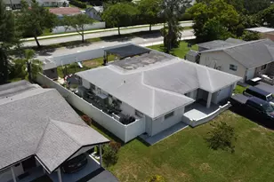 9410 NW 81st Ct, Tamarac, FL 33321 - Photo 48