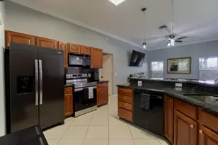 149 Cove Rd, Greenacres, FL 33413 - Photo 4