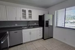 390 Racquet Club Rd, Weston, FL 33326 - Photo 22