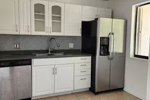 390 Racquet Club Rd, Weston, FL 33326 - Photo 4