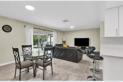 3930 NW 79th Way, Davie, FL 33024 - Photo 24