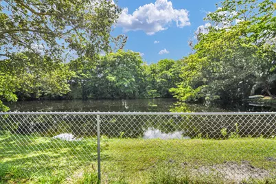 3930 NW 79th Way, Davie, FL 33024 - Photo 50