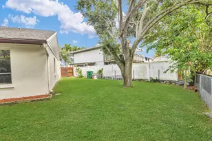 3930 NW 79th Way, Davie, FL 33024 - Photo 54