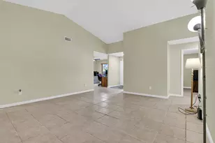 3930 NW 79th Way, Davie, FL 33024 - Photo 14